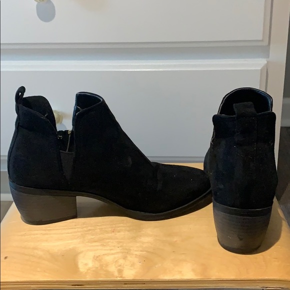 Black booties!! - Picture 2 of 8